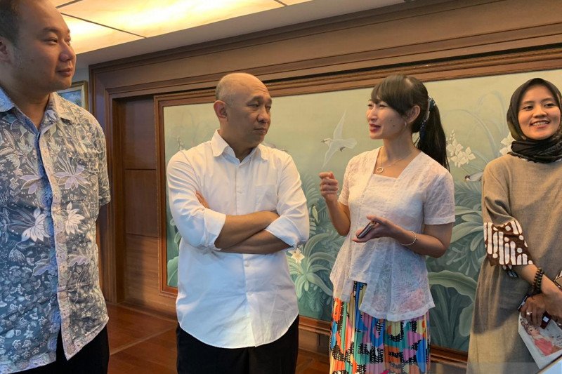 Menteri Teten sarankan petani teh berkoperasi kembangkan