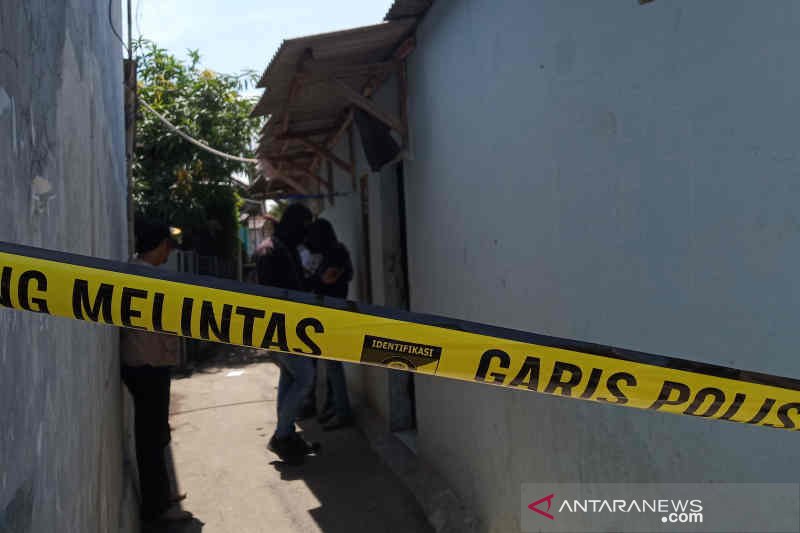Densus 88 tangkap enam orang terduga teroris di Cirebon