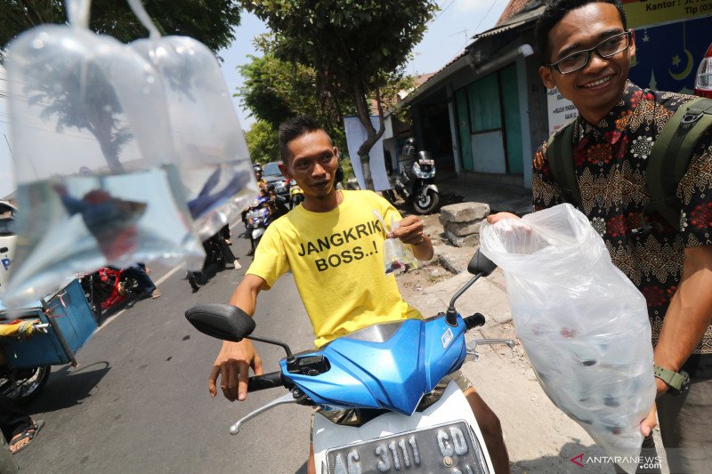 Peringati Hari Ikan Nasional