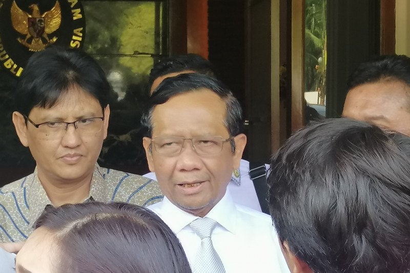 Menurut Mahfud MD reuni 212 tak perlu pengamanan khusus