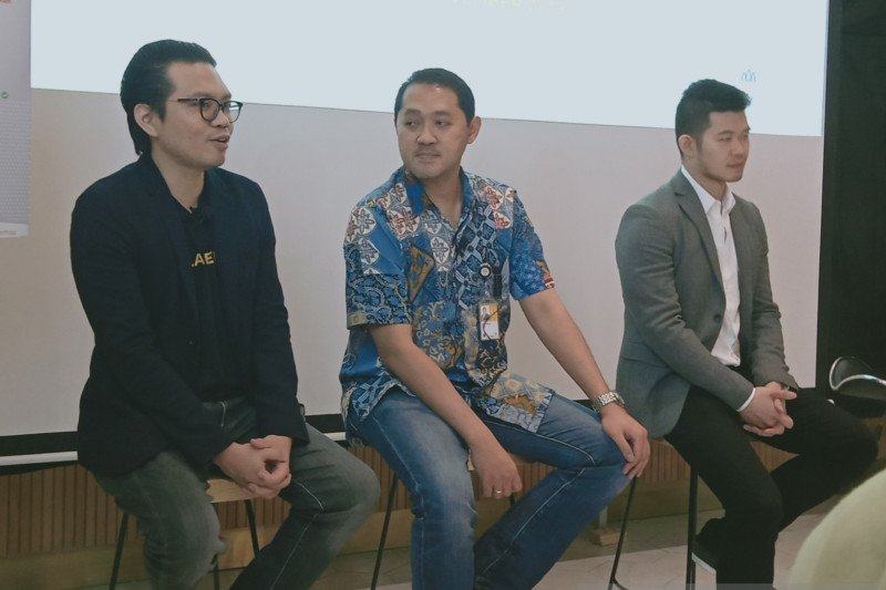 Platform Lakuemas gandeng Antam dorong milenial investasi emas