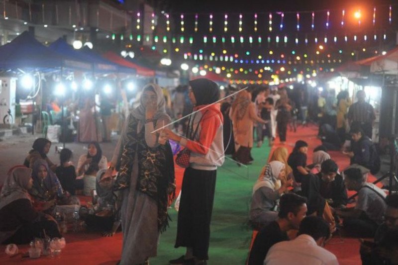 Pemkot Padang pastikan pasar malam Permindo Night Market dilanjutkan