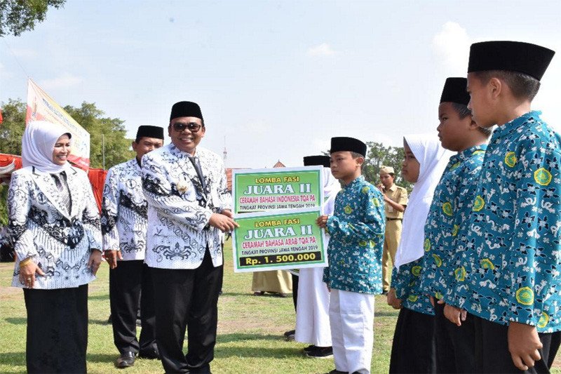 Musik Yang Lahir Tumbuh Dan Berkembang Di Lingkungan ...