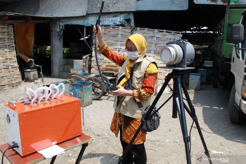KLH ingatkan bahaya industri tahu gunakan bahan bakar plastik