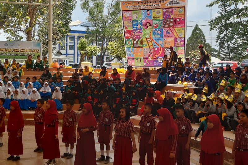 Cegah Stunting, Dinkes Kendari Luncurkan Program Gemar Makan Ikan