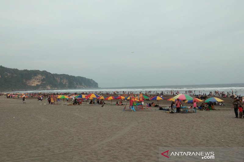 Ajang Golden Memories di Parangkusumo menghidupkan wisata malam Bantul