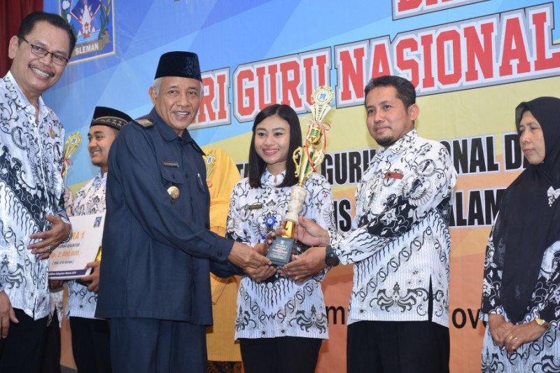 Pemkab Sleman anggarkan lebih Rp51 miliar untuk honor GTT dan PTT