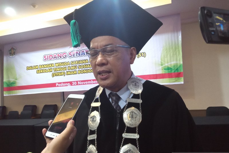 Stisip Imam Bonjol Padang tingkatkan mutu pendidikan hadapi revolusi industri 4.0