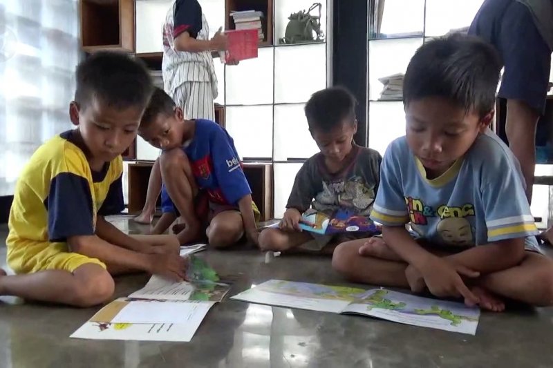 Penggunaan gawai gerus budaya literasi anak