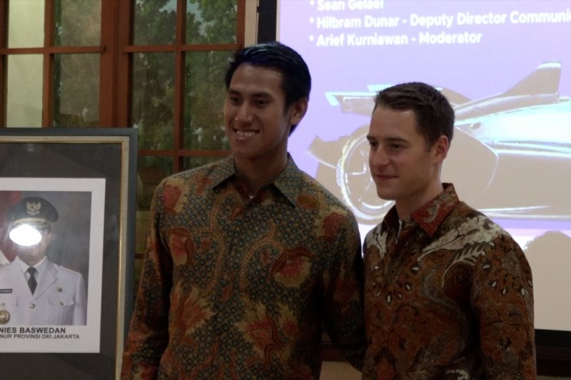 Pebalap Vandoorne dan Sean Gelael antusias sambut Formula E di Jakarta