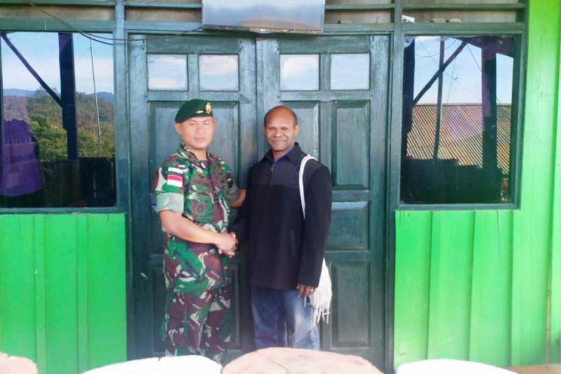 Tokoh GIDI kunjungi pos Satgas Pamtas di Oksibil Pegunungan Bintang