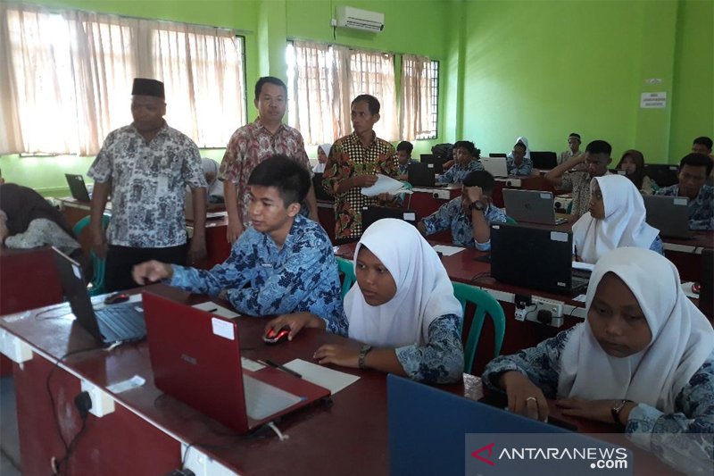 MA Yaspika sekolah pertama terapkan PAS berbasis komputer