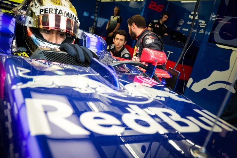 Sean Gelael jajal formula Toro Rosso 2020