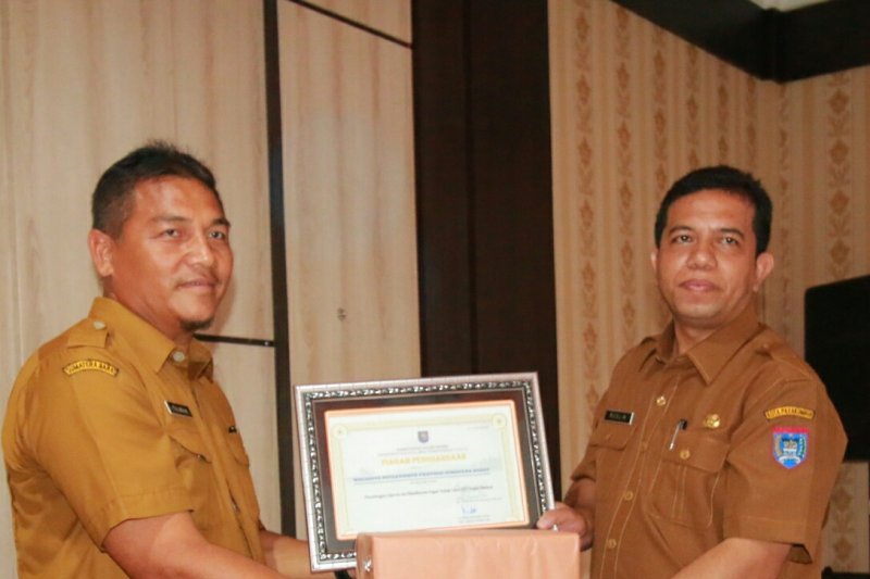 Dinas PUPR Payakumbuh beri penghargaan personel berkinerja baik