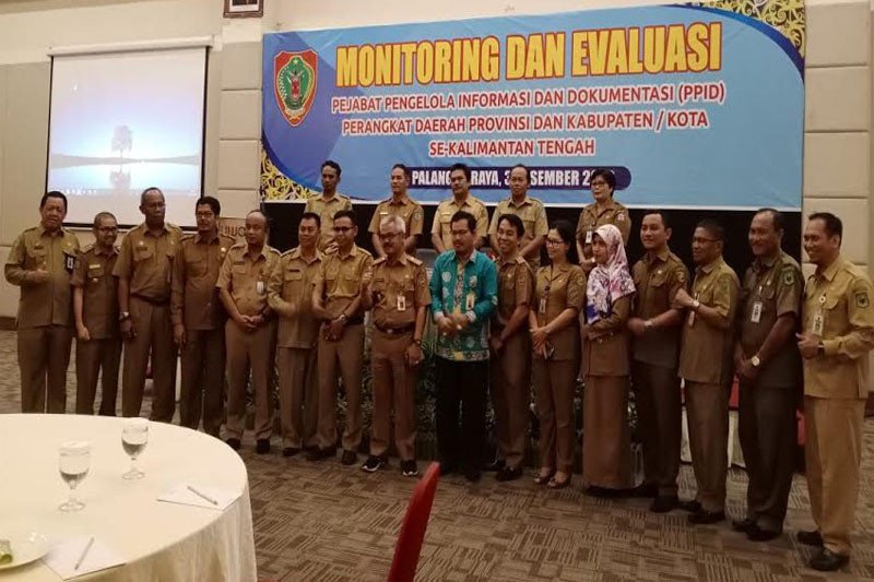 Dinas Kominfosandi Barito Utara ikuti monitoring dan evaluasi PPID