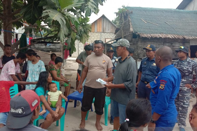 30 penumpang KMP Dausa selamat dari terjangan gelombang laut