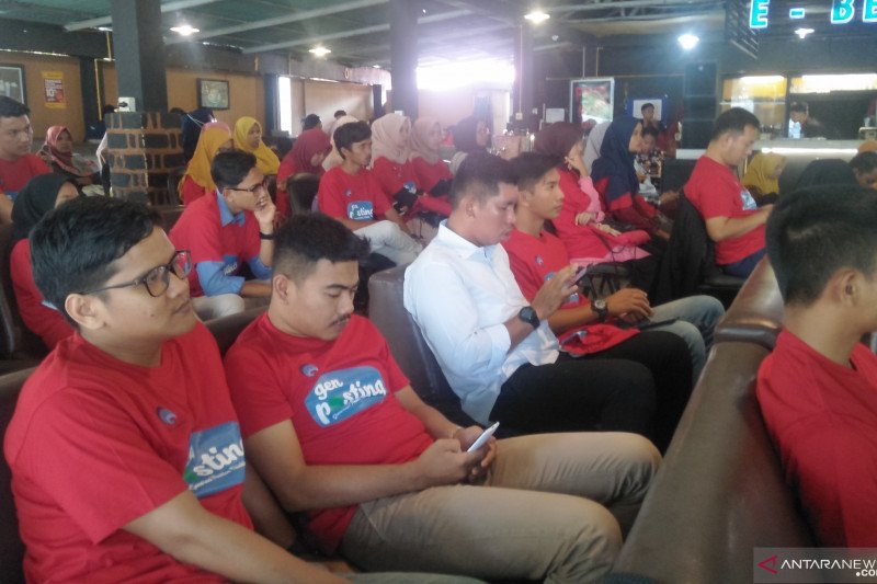 Puluhan milenial Pariaman dilatih buat konten kreatif promosi wisata