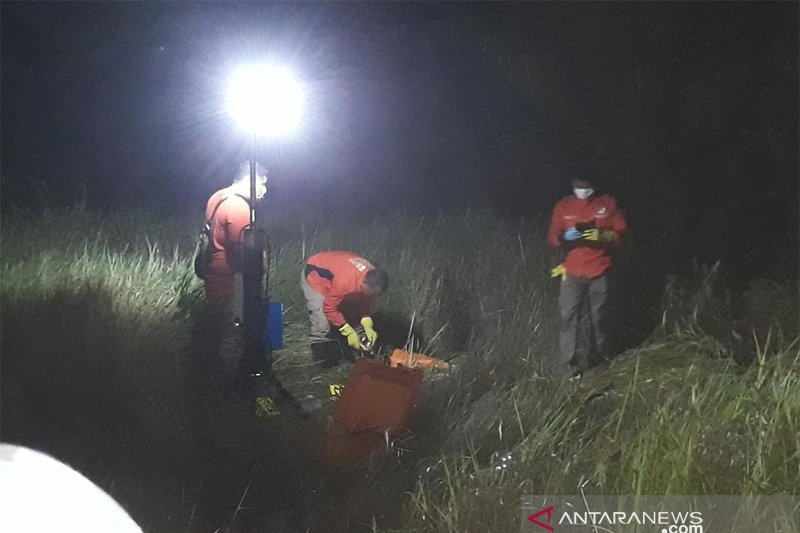 Warga Karimun dihebohkan mayat dalam semak, diduga perempuan