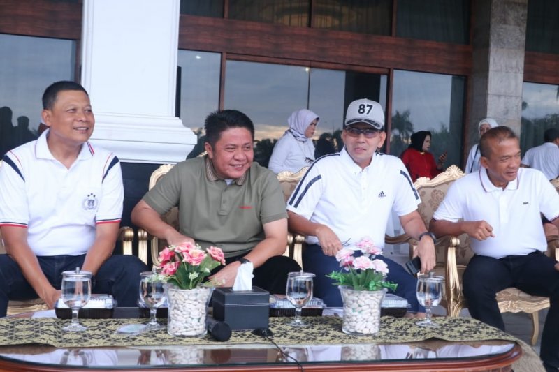 Forkopimda Sumsel ramaikan jalan sehat Hari Ibu ke-91