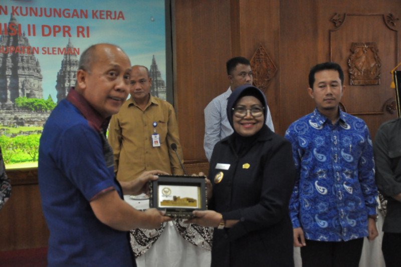 Komisi II DPR tinjau persiapan Pilkada Sleman 2020