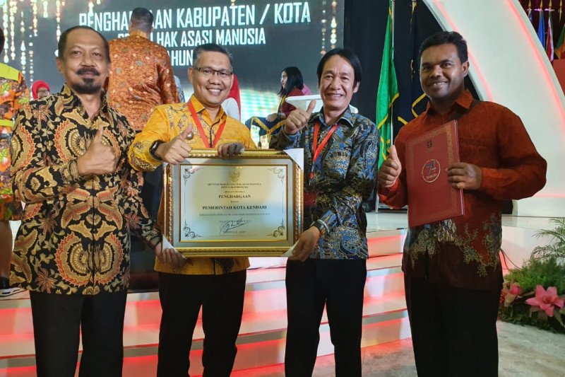 Kendari raih penghargaan sebagai Kota Peduli HAM 2019