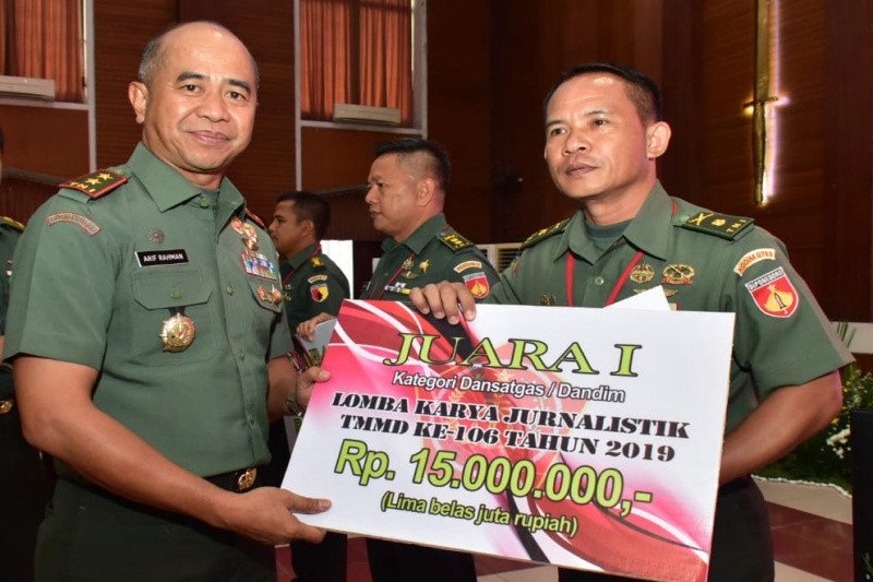 Dandim Cilacap raih juara 1 Lomba Jurnalistik TMMD 2019