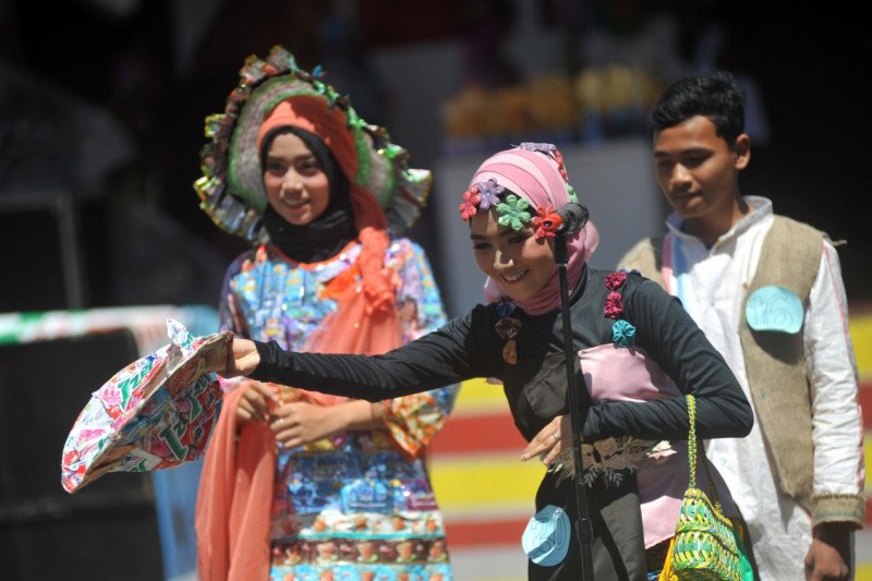 Punya karya dari daur ulang sampah? Ayo ikut lomba ke Pariaman