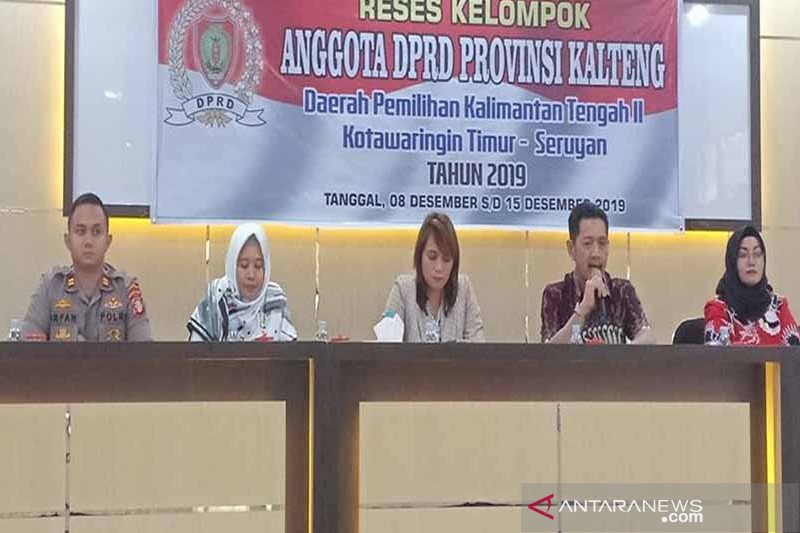 Legislator Kalteng minta Pemprov bantu perbaiki jalan antar desa