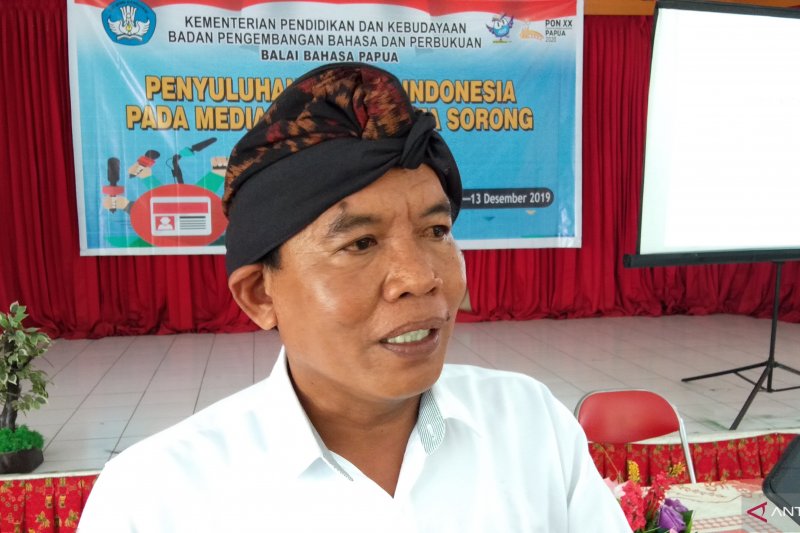 Balai Bahasa Papua ajar warga PNG belajar bahasa Indonesia