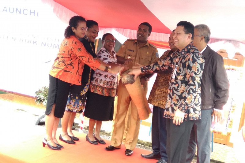 Pemkab Biak dan Bank Papua perkenalkan layanan pengelolaan kas daerah