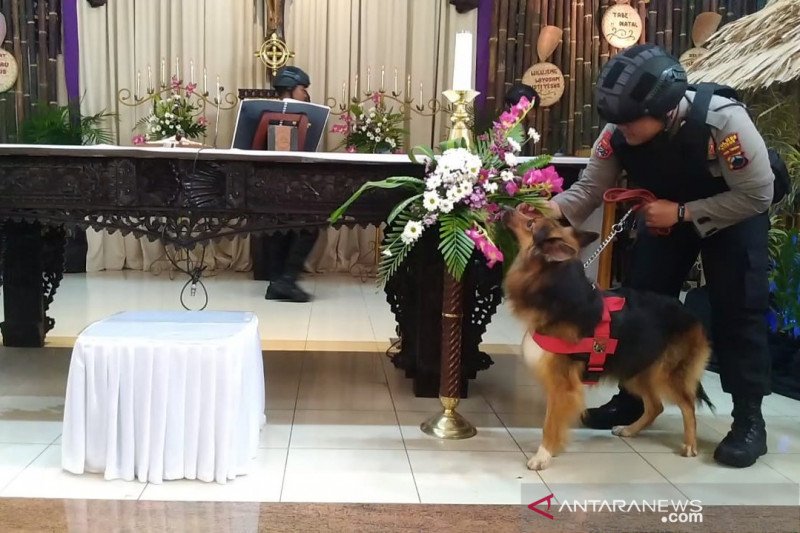 34 gereja di Kudus dapat pengamanan polisi saat Natal