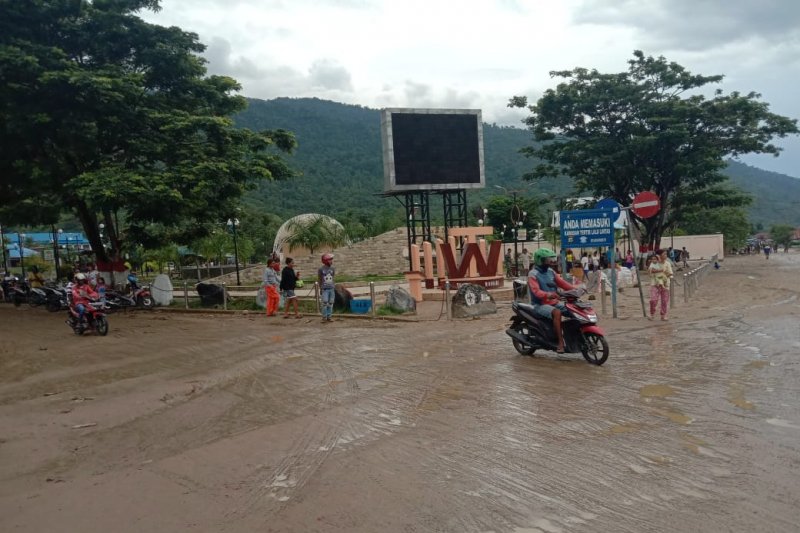 Banjir merusakkan 46 rumah di Wasior