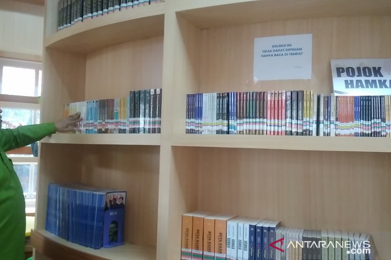 Ada Pojok Hamka di Perpustakaan Padang Panjang