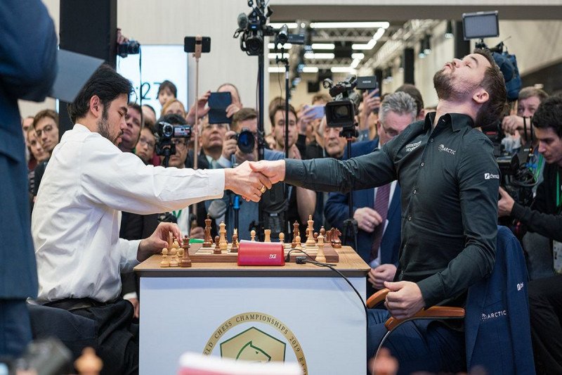 Magnus Carlsen sempurnakan gelar usai jadi juara dunia catur kilat