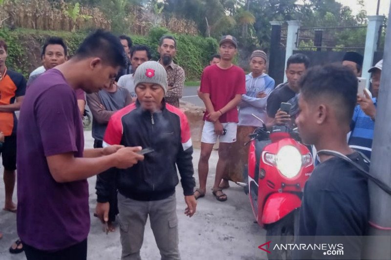 Pencuri ini terkurung di toko yang dibobolnya di Lombok Timur