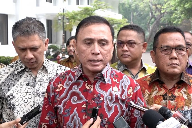 Iwan Bule laporkan persiapan Piala Dunia U-20 ke Jokowi