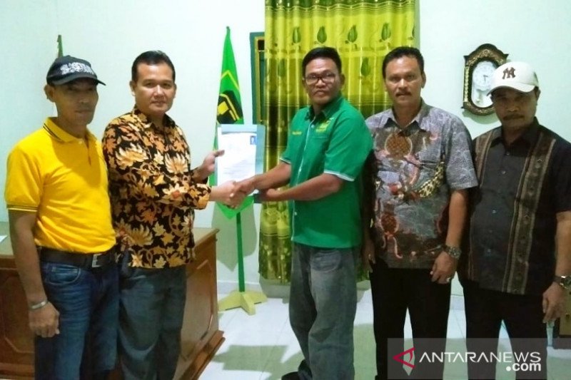 Pengusaha Burhanuddin mendaftar sebagai bakal calon bupati ke PPP