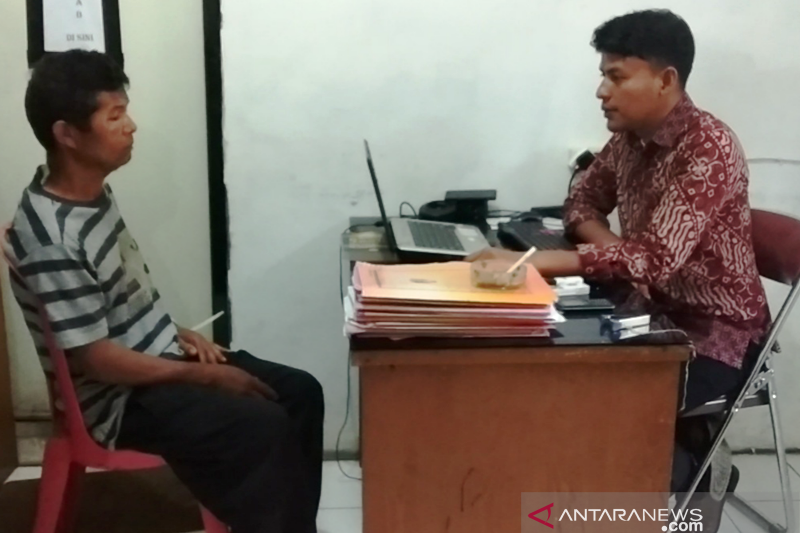 Todongkan pistol palsu, perampok emas di Batusangkar dihajar massa lalu diamankan polisi (Video)