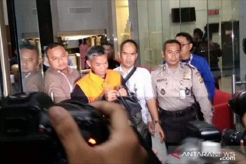 Pengamat: Kasus Wahyu jadi pintu ungkap praktik korupsi di KPU