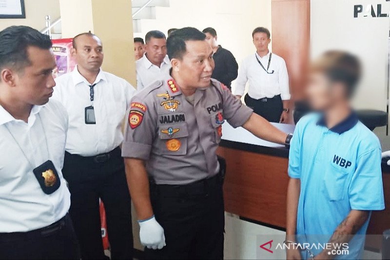 Bermodal ponsel dari dalam penjara napi ini diduga tipu 70 orang