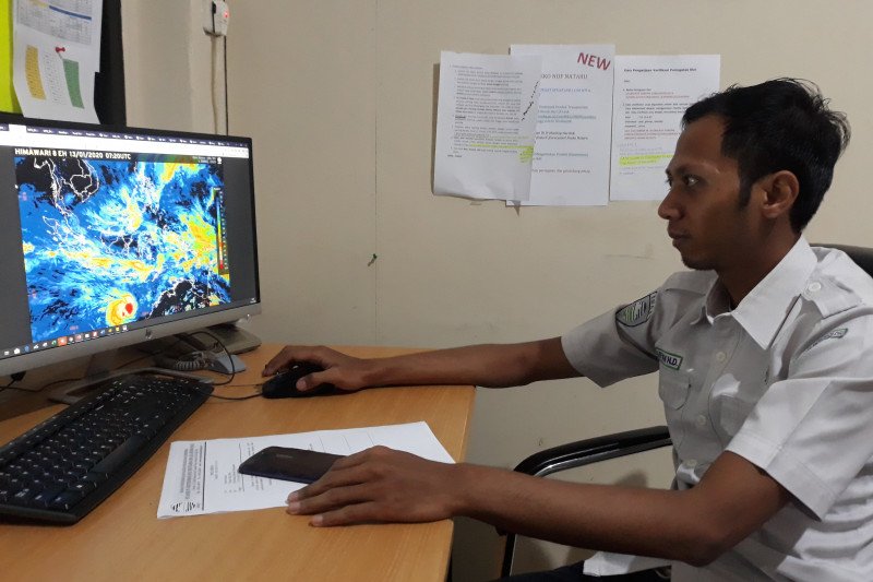 Stasiun Meteorologi himbau warga Sulteng waspada terhadap cuaca buruk