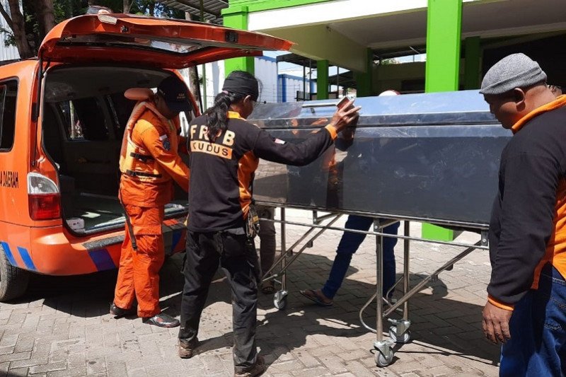 Warga Kudus yang tenggelam ditemukan meninggal di sungai Welahan