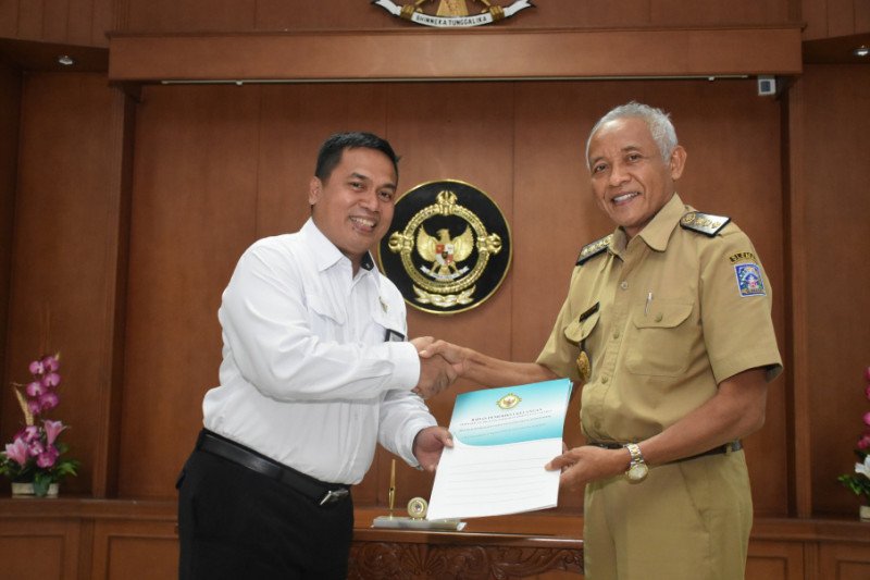 Pemkab Sleman menyerahkan LKPD 2019 paling awal