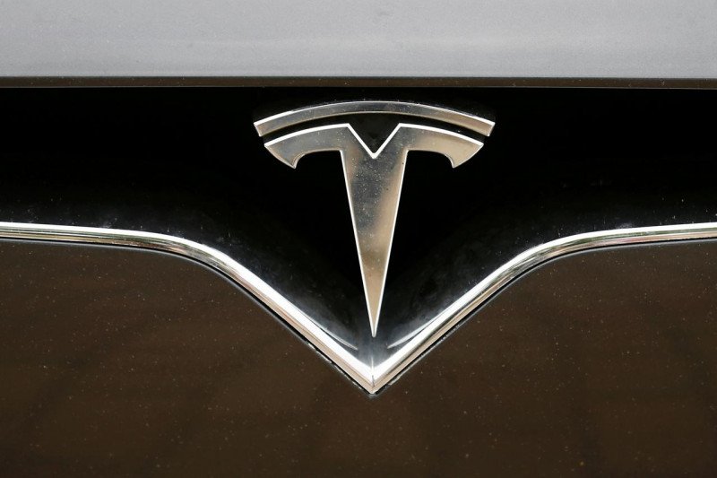 Tesla tolak tudingan dari petisi yang memaksa tarik 500 ribu kendaraan