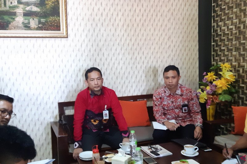 OJK Serahkan Calon Direksi Bank Sultra Usai Tes Wawancara