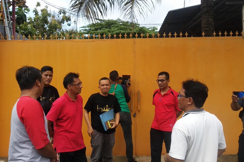 Warga minta gudang di area pemukiman ditutup