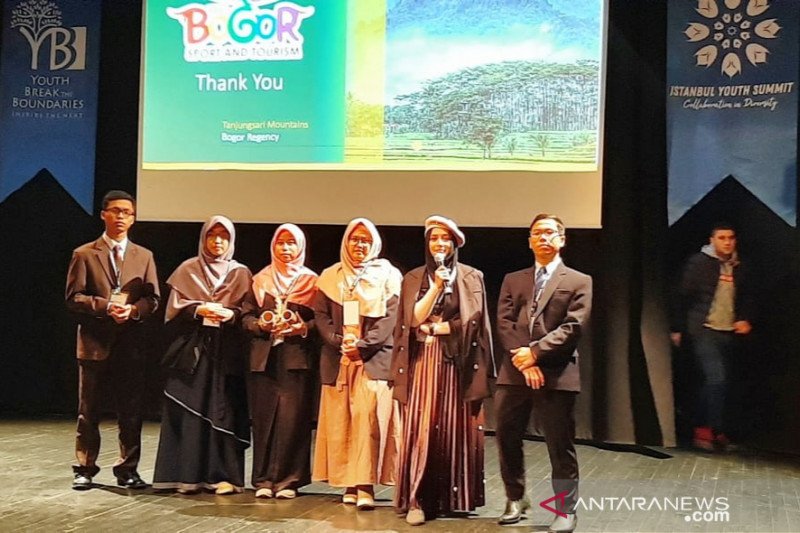 Potensi pariwisata Kabupaten Bogor dipromosikan para pemuda di Turki