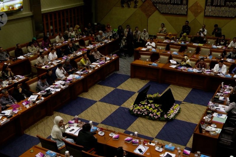 Hujan interupsi warnai rapat dengar pendapat soal BPJS Kesehatan