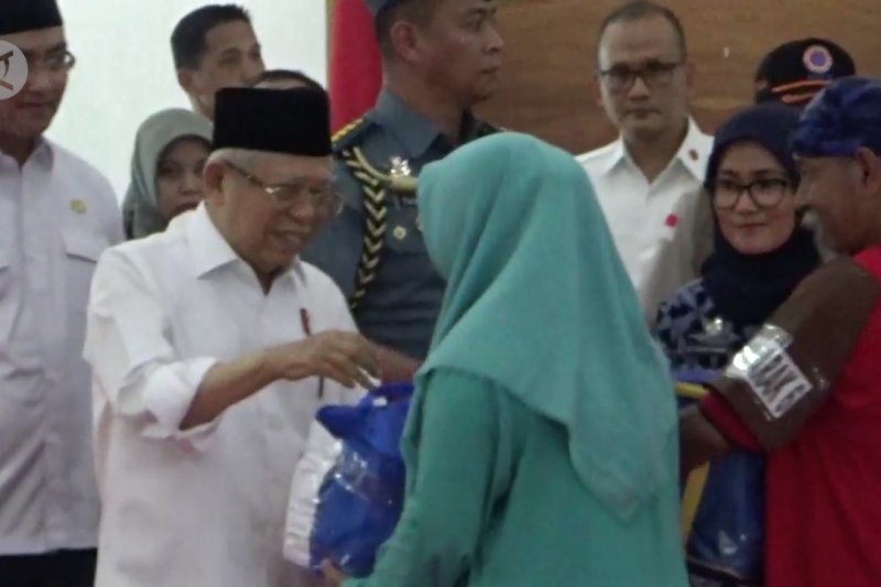 Wapres RI minta pengungsi banjir bandang Lebak bersabar