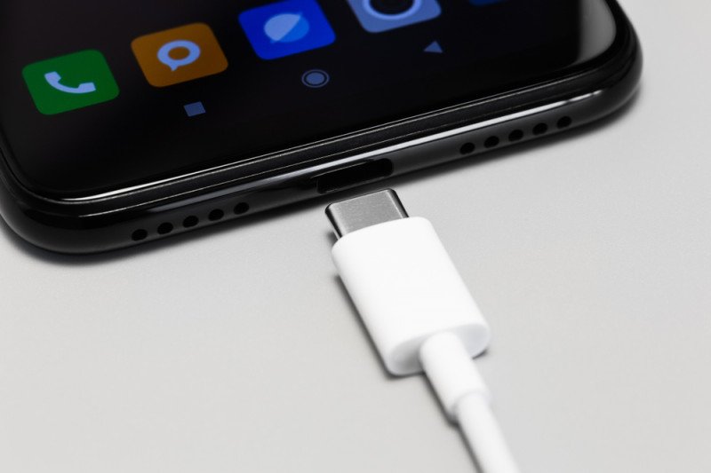 Apple pertimbangkan USB Type-C untuk iPhone